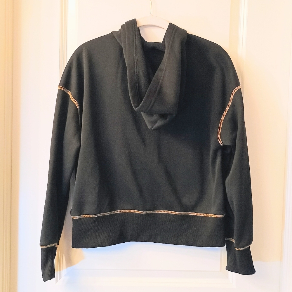 Women's Shein Black And Gold Hooded 1/2 Zip Sweatshirt Size Small - Picture 3 of 10